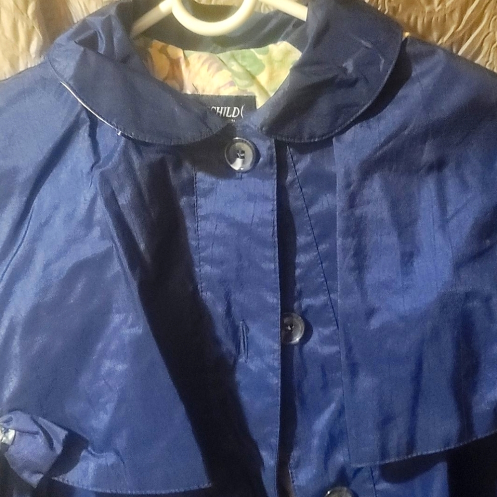 Child's cape jacket
